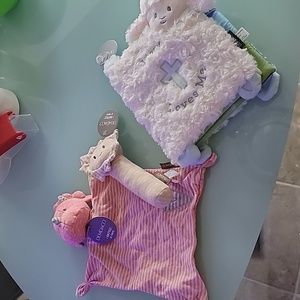 Baby gift set. Lamb booklet, & 2 rattles.